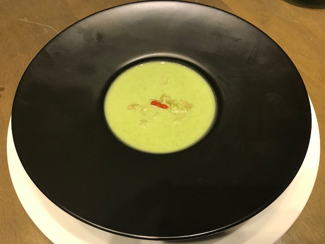 空豆の翡翠スープ